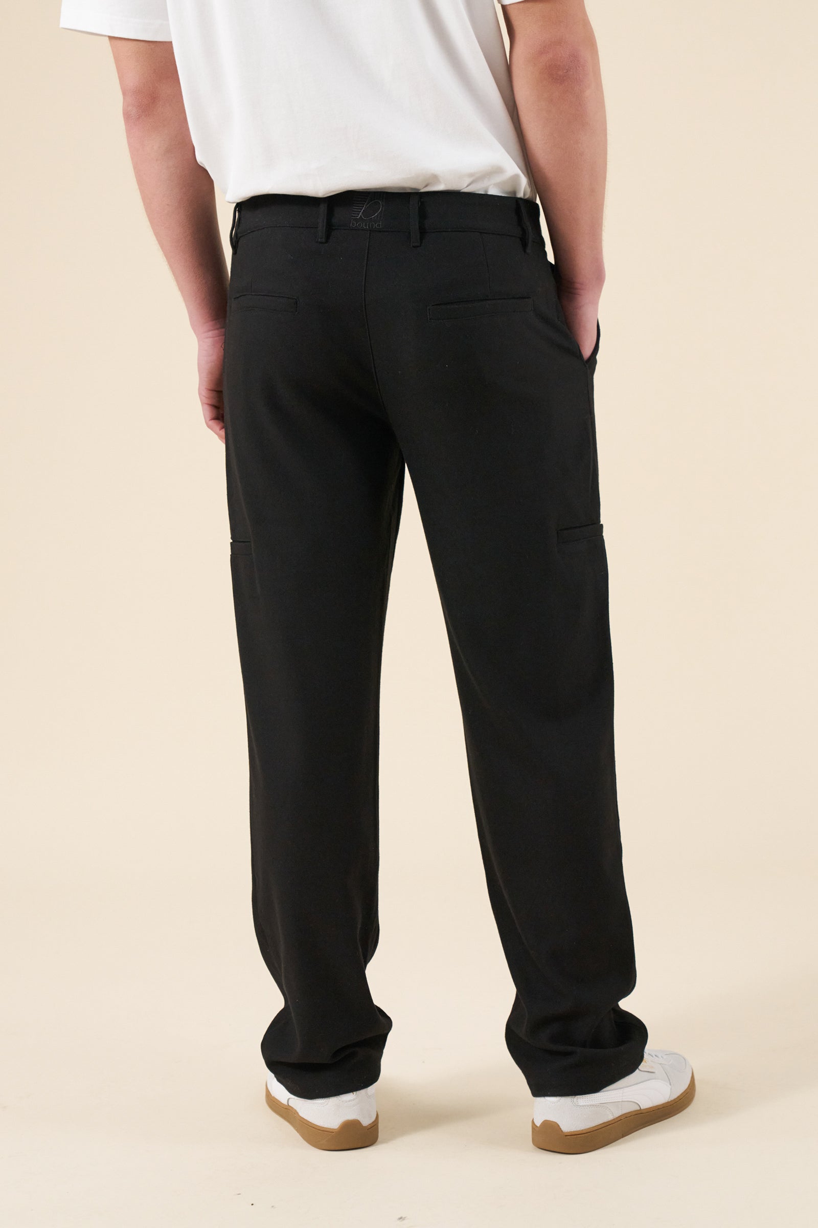 TAPERED CASUAL TROUSER