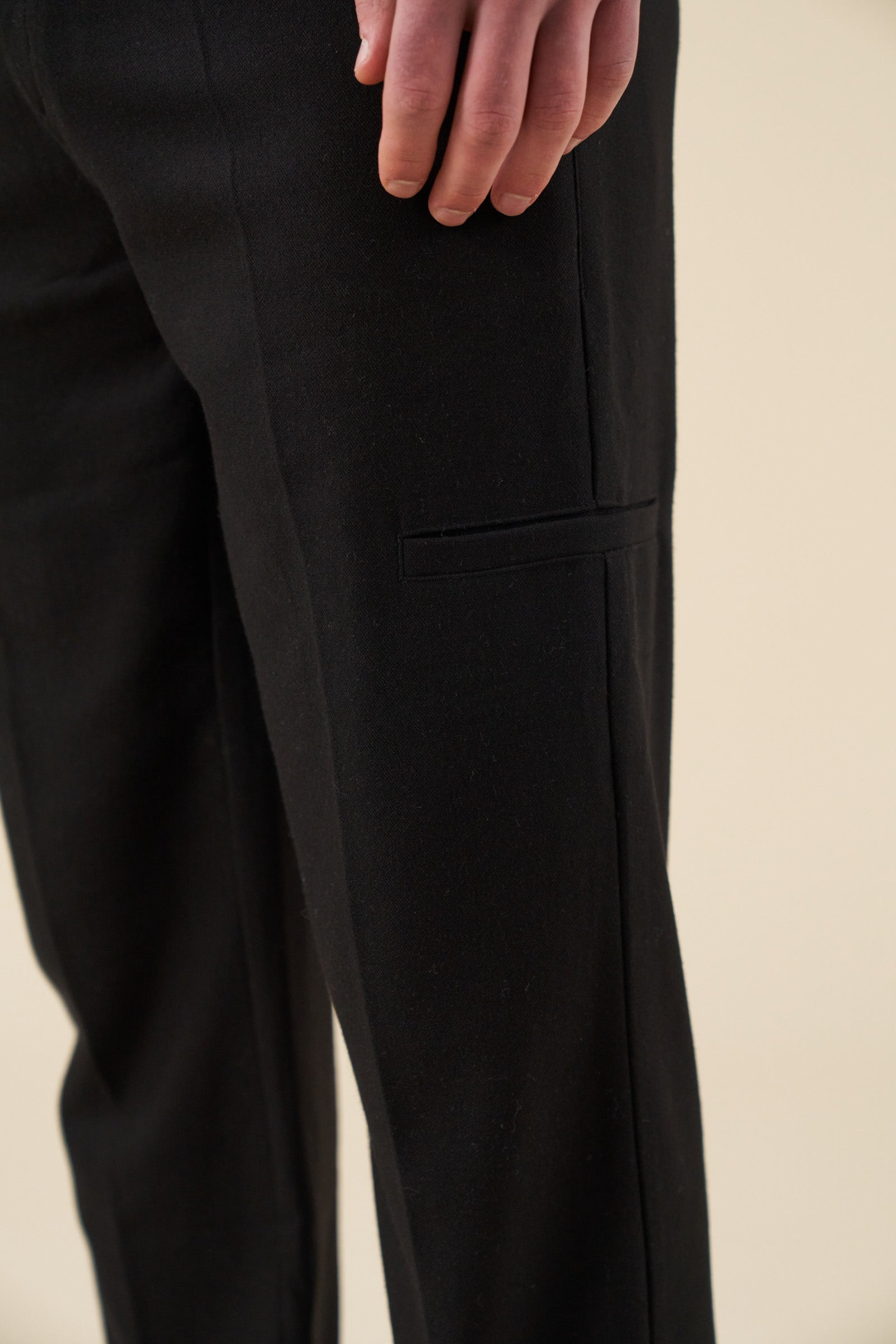 TAPERED CASUAL TROUSER