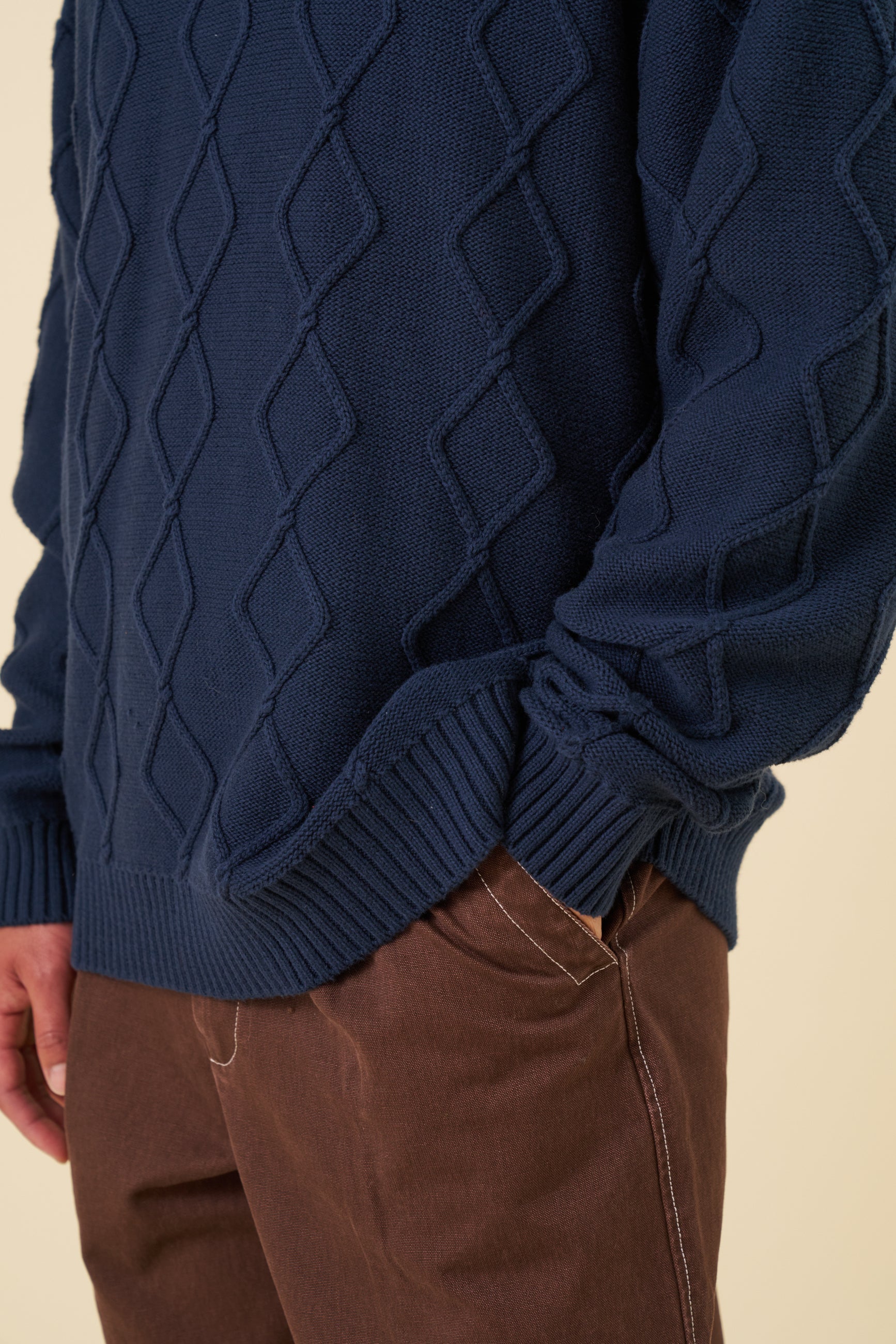 DIAMOND CABLE MOCK NECK KNIT - NAVY