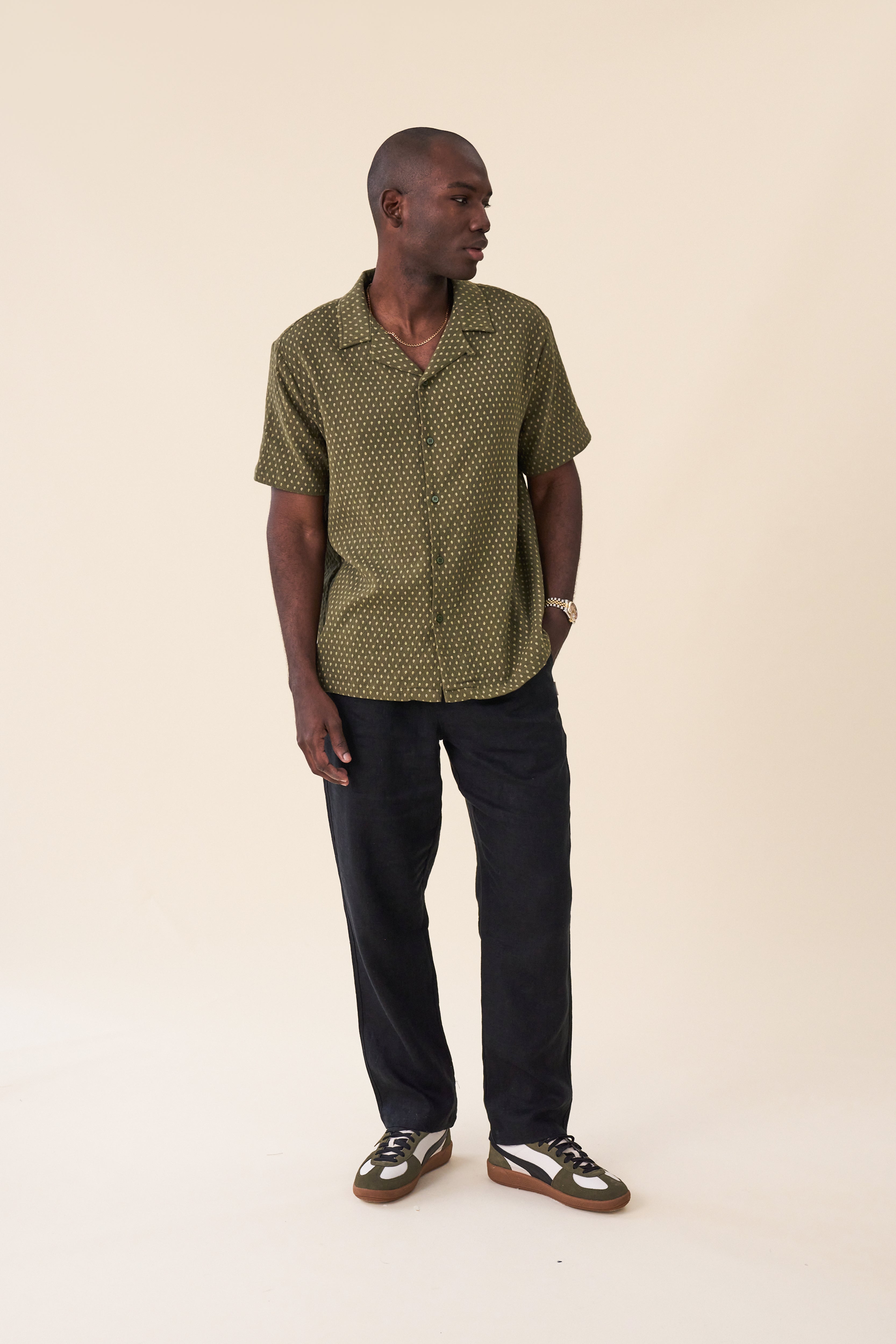 RELAXED LINEN TROUSERS