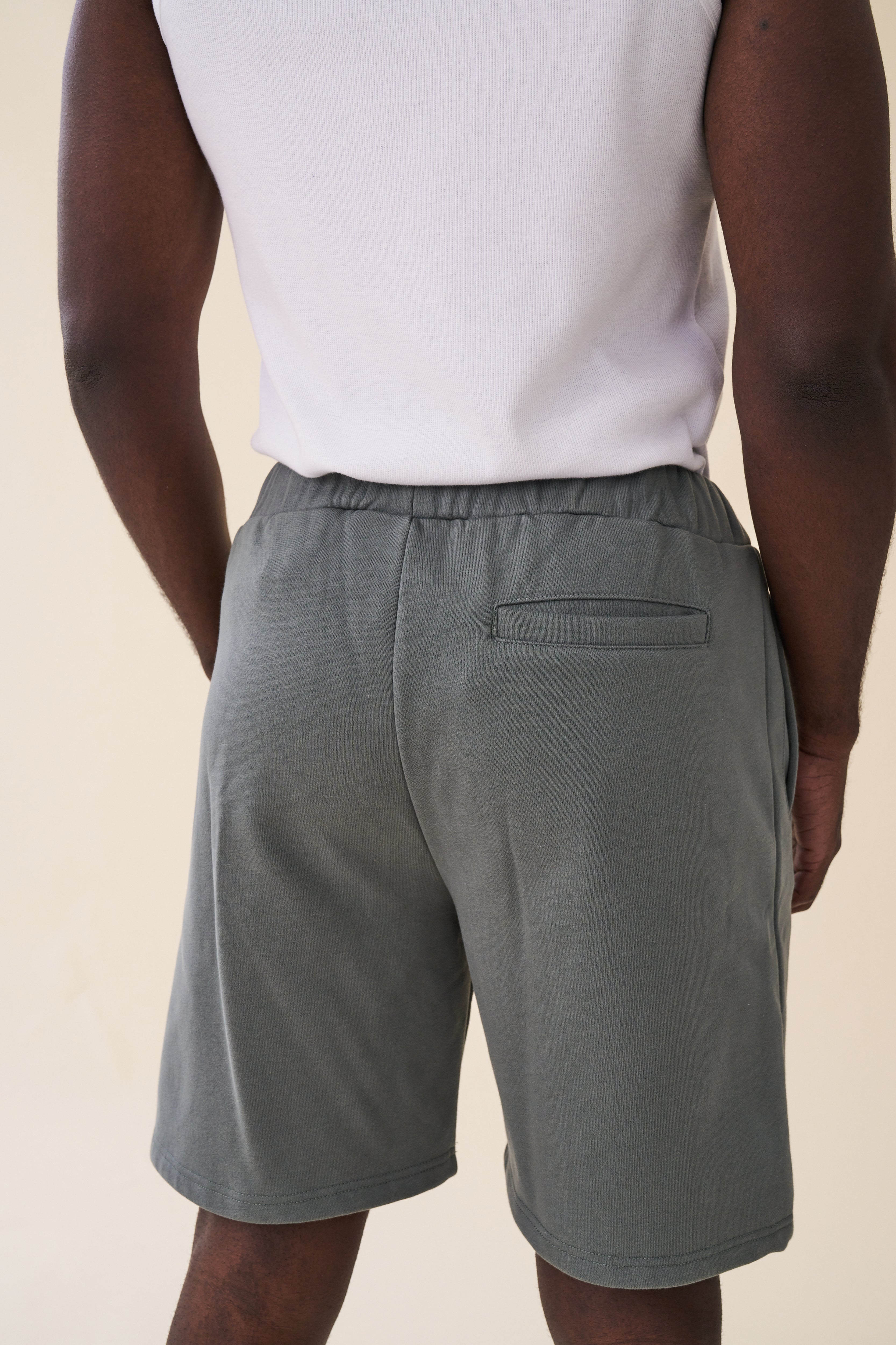 SCRIPT JOGGER SHORTS - MID GREY
