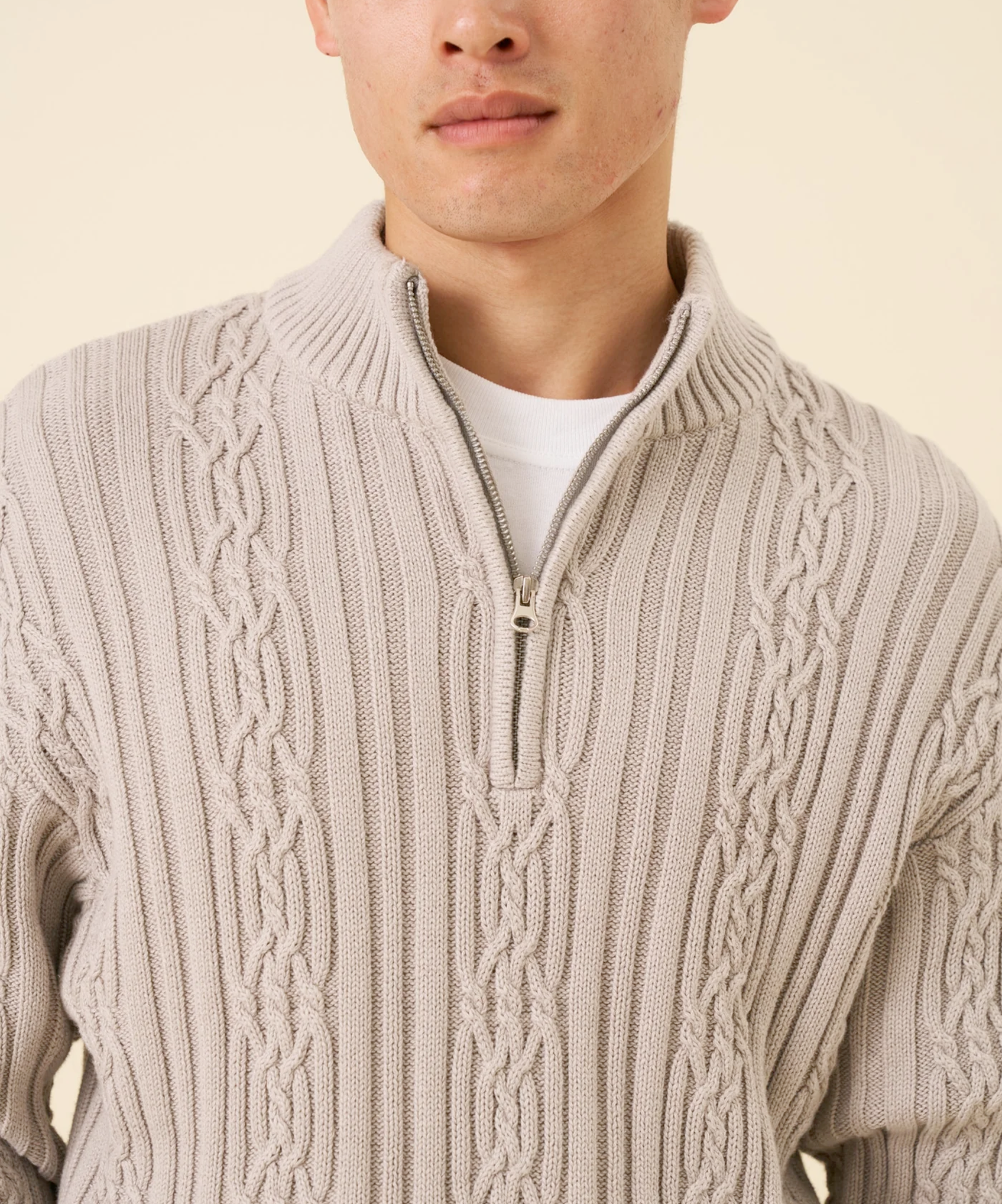 CABLE KNIT HALF ZIP - MID GREY