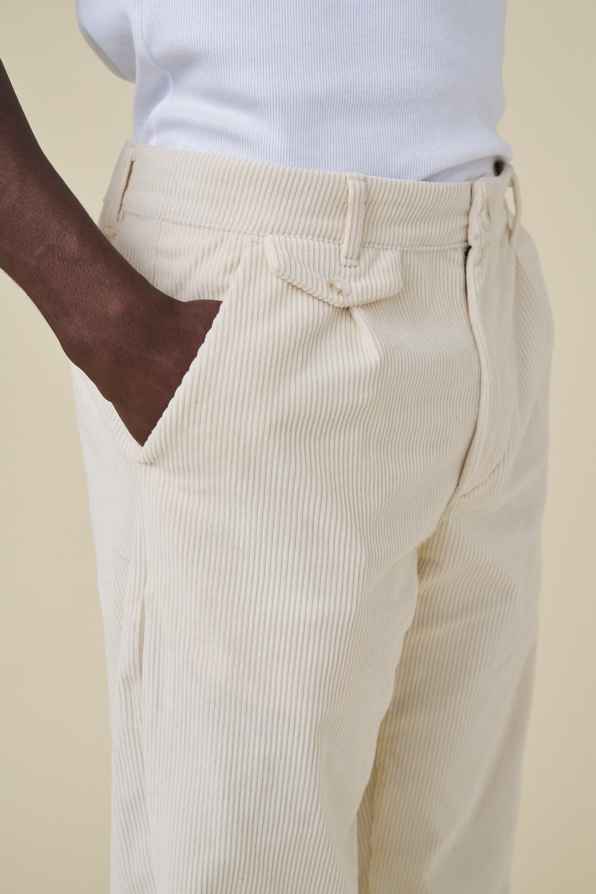 RELAXED CORDUROY TROUSER