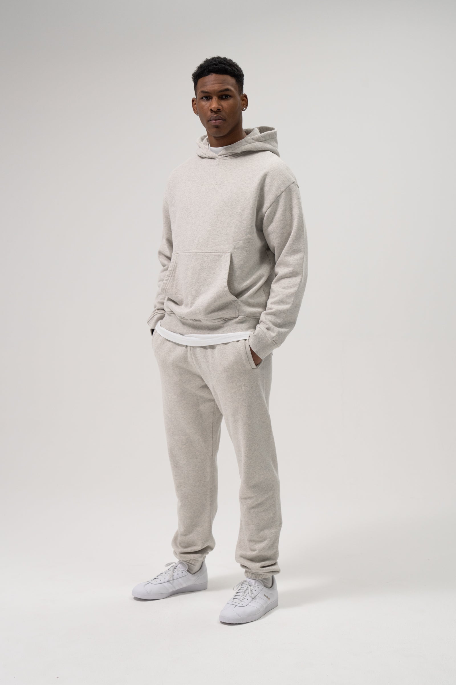 SUSTAIN BLACK HOODIE