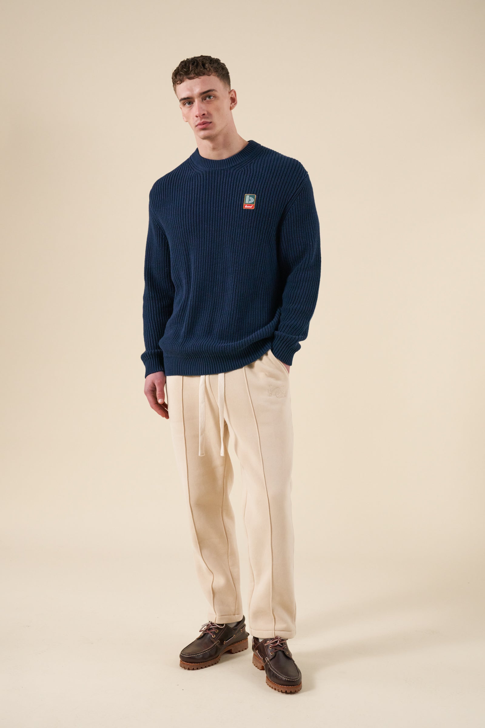 CUFFLESS PLEAT JOGGERS - CREAM