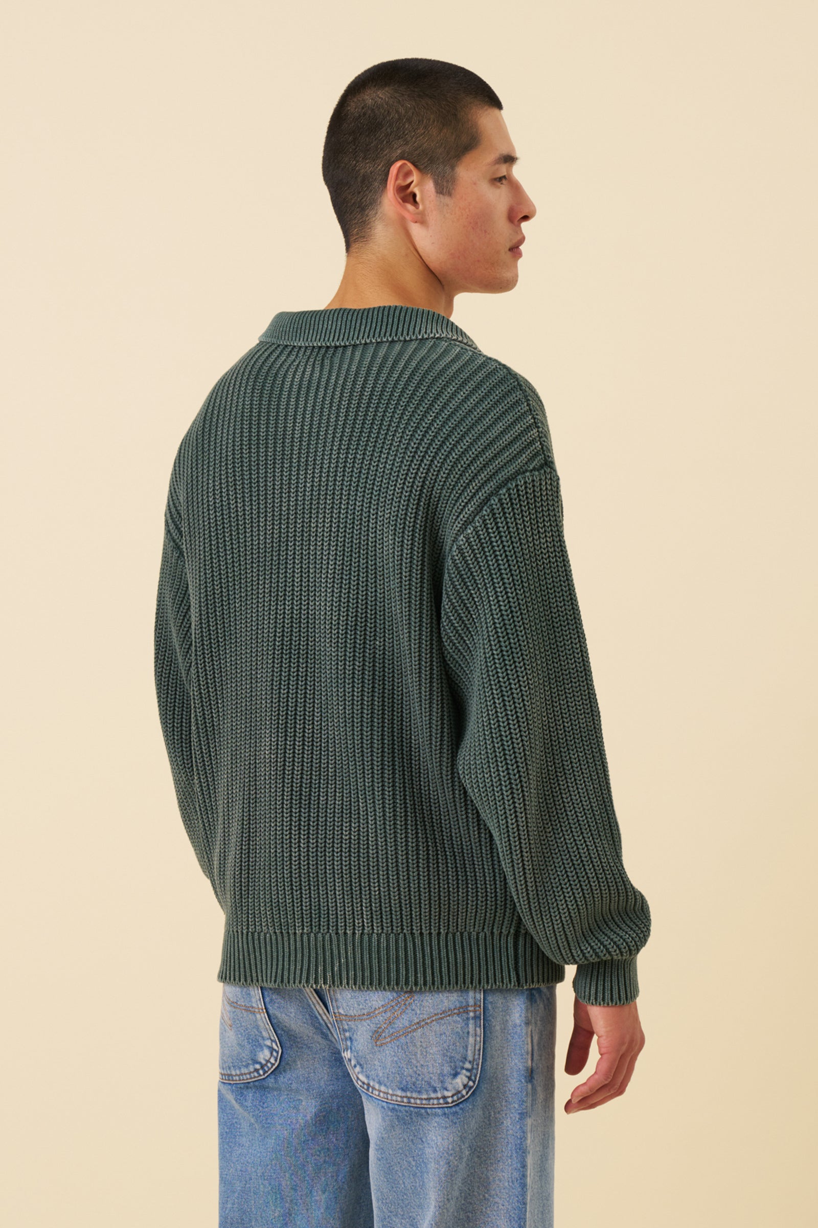 OPEN COLLAR ACID WASH KNIT - GREEN